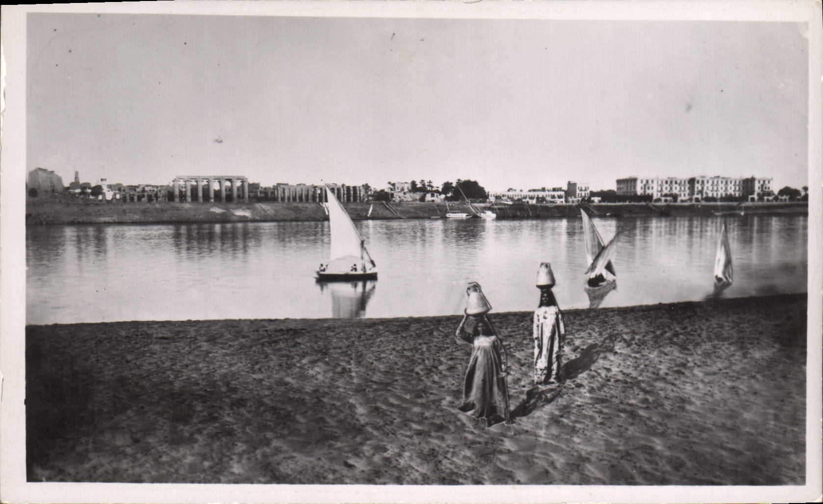 VINTAGE POSTCARD General Luxor View Off The Temple The Colonnade Off Different Capitals Egypt