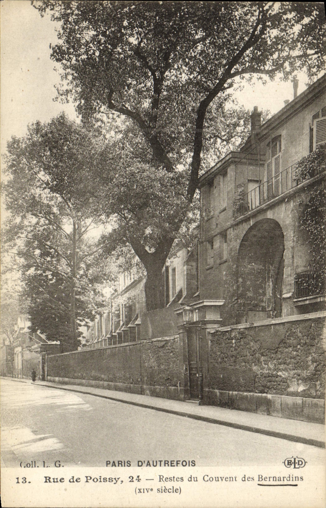 VINTAGE POSTCARD Paris D' Autrefois Street Of Poissy Remainders Of the Convent Of Bernardins