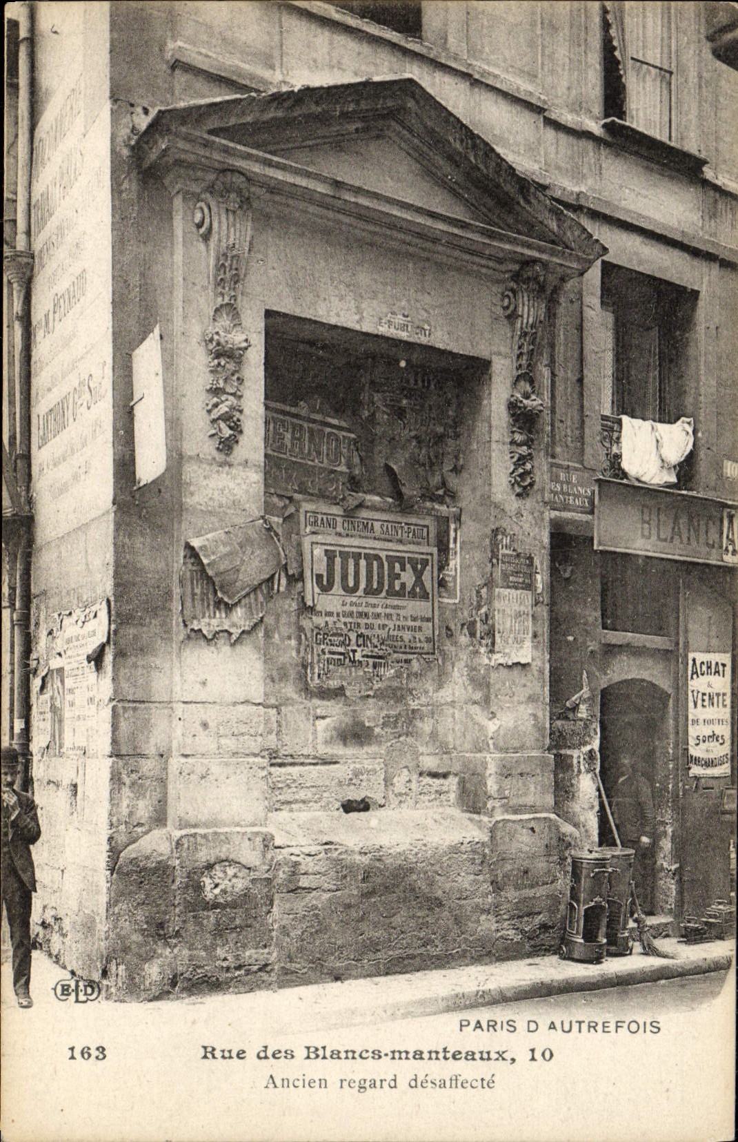 CPA Paris D'Autrefois Rue Des Blancs Manteaux Ancien regarde desaffecte