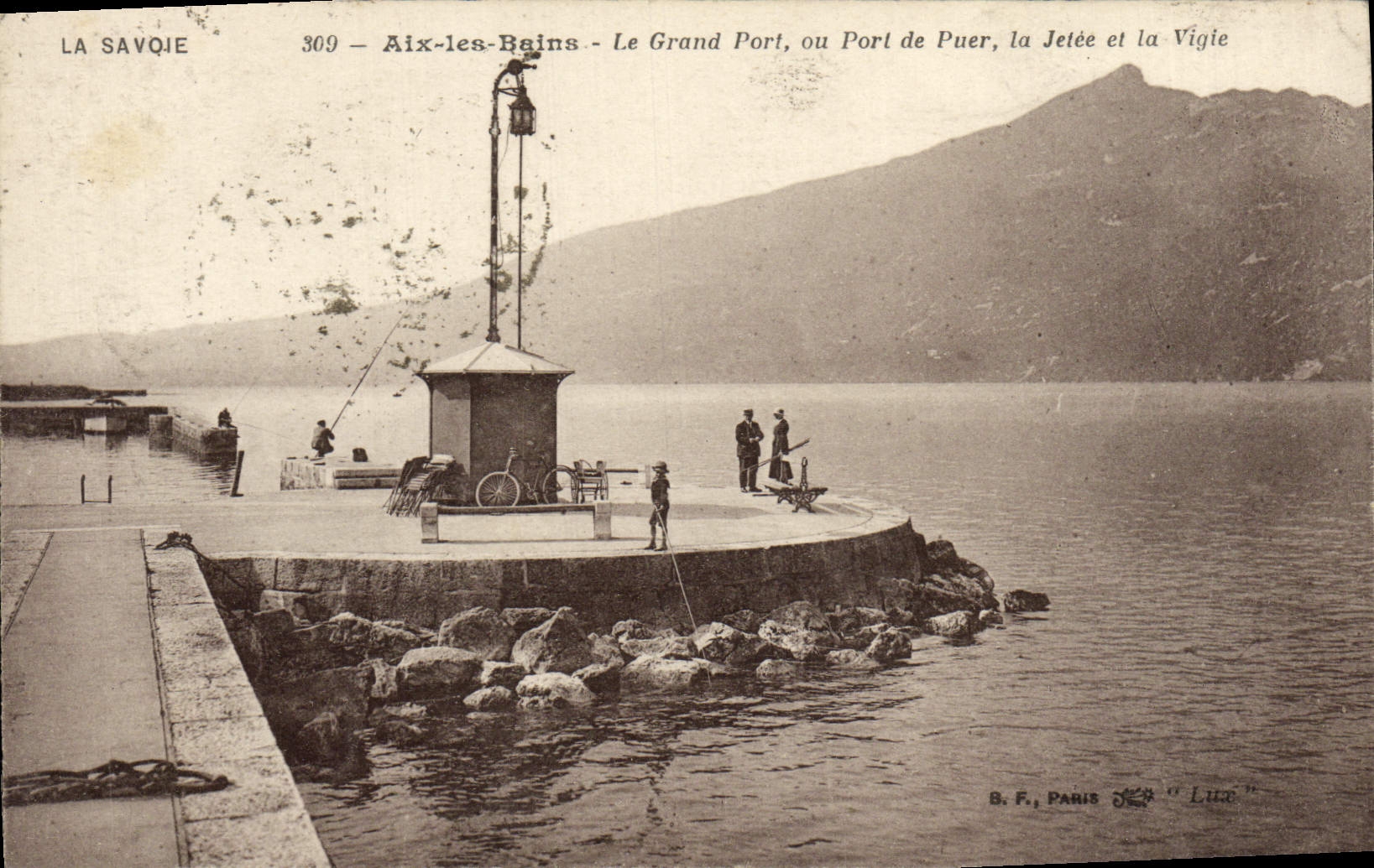 POSTAL Aix-les-Bains de la VENDIMIA el puerto grande o puerto de Puer el embarcadero y la atalaya