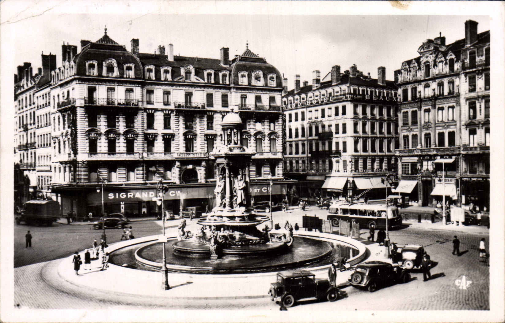 CPM Lyon Place des Jacobins 
