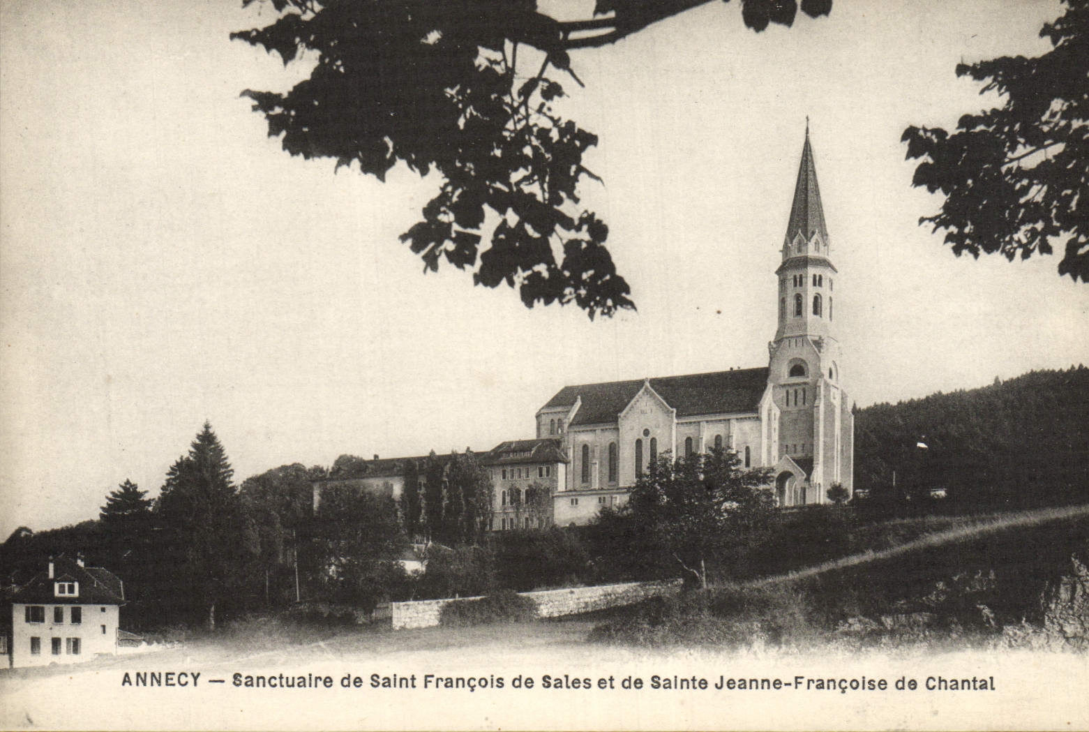 CPA Annecy Sanctuaire de Saint Francois de Sales et de Sainte Jeanne
