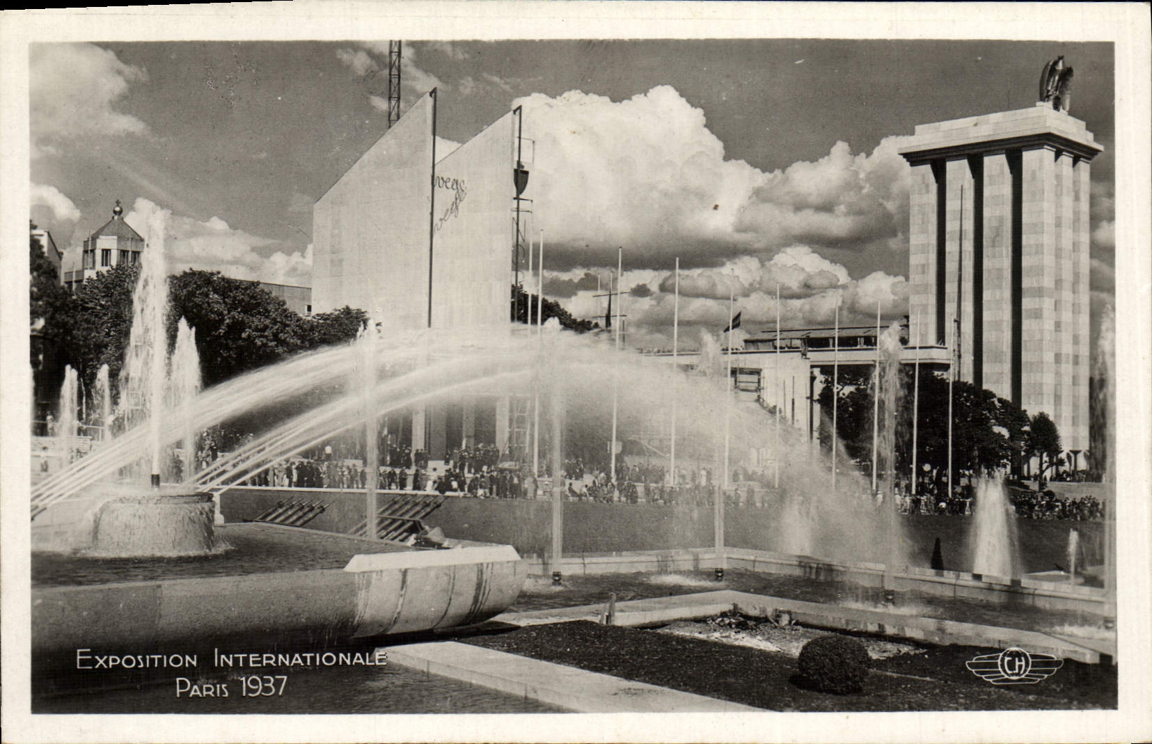 VINTAGE POSTCARD International exhibition Paris 1937 Gardens and basins of Trocadero Houses of Norway and Germany
