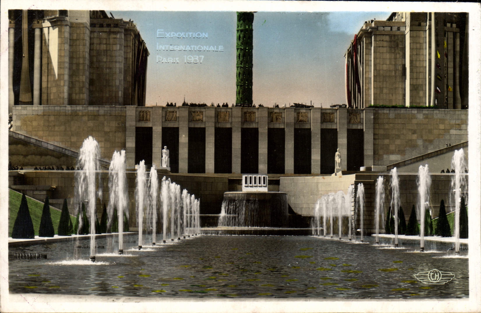 VINTAGE POSTCARD International exhibition Paris 1937 Basins and fountains of Trocadero