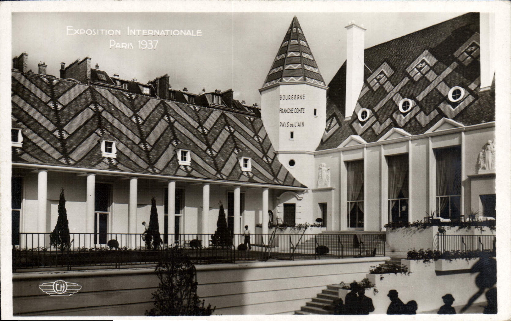 VINTAGE POSTCARD Paris International exhibition 1937 House of Frank Burgundy Count