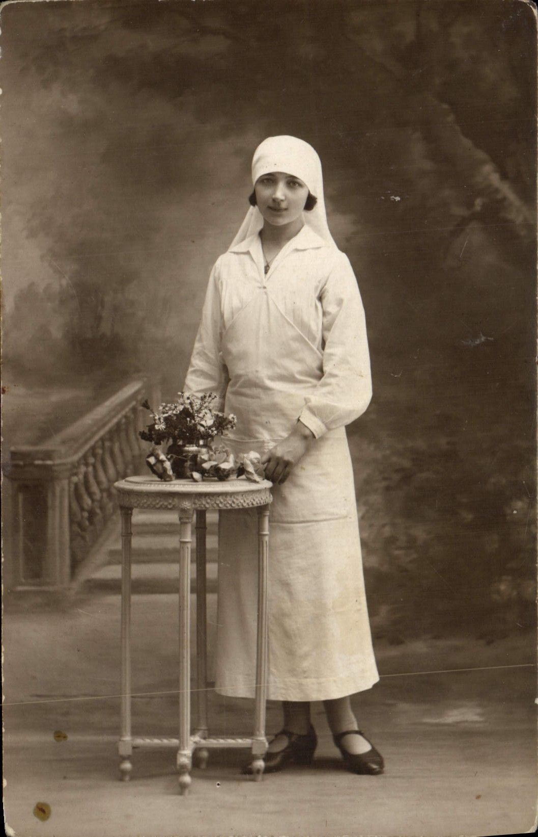 CARTE PHOTO Femme Infirmiere 