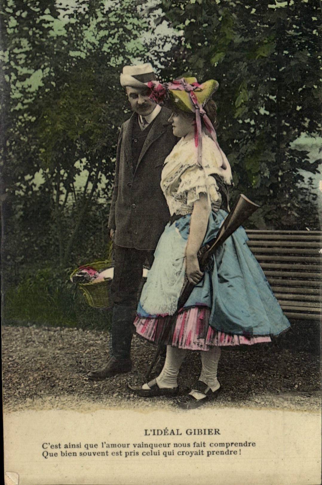 VINTAGE POSTCARD Fantaisie Woman the ideal game Drives out Rifle