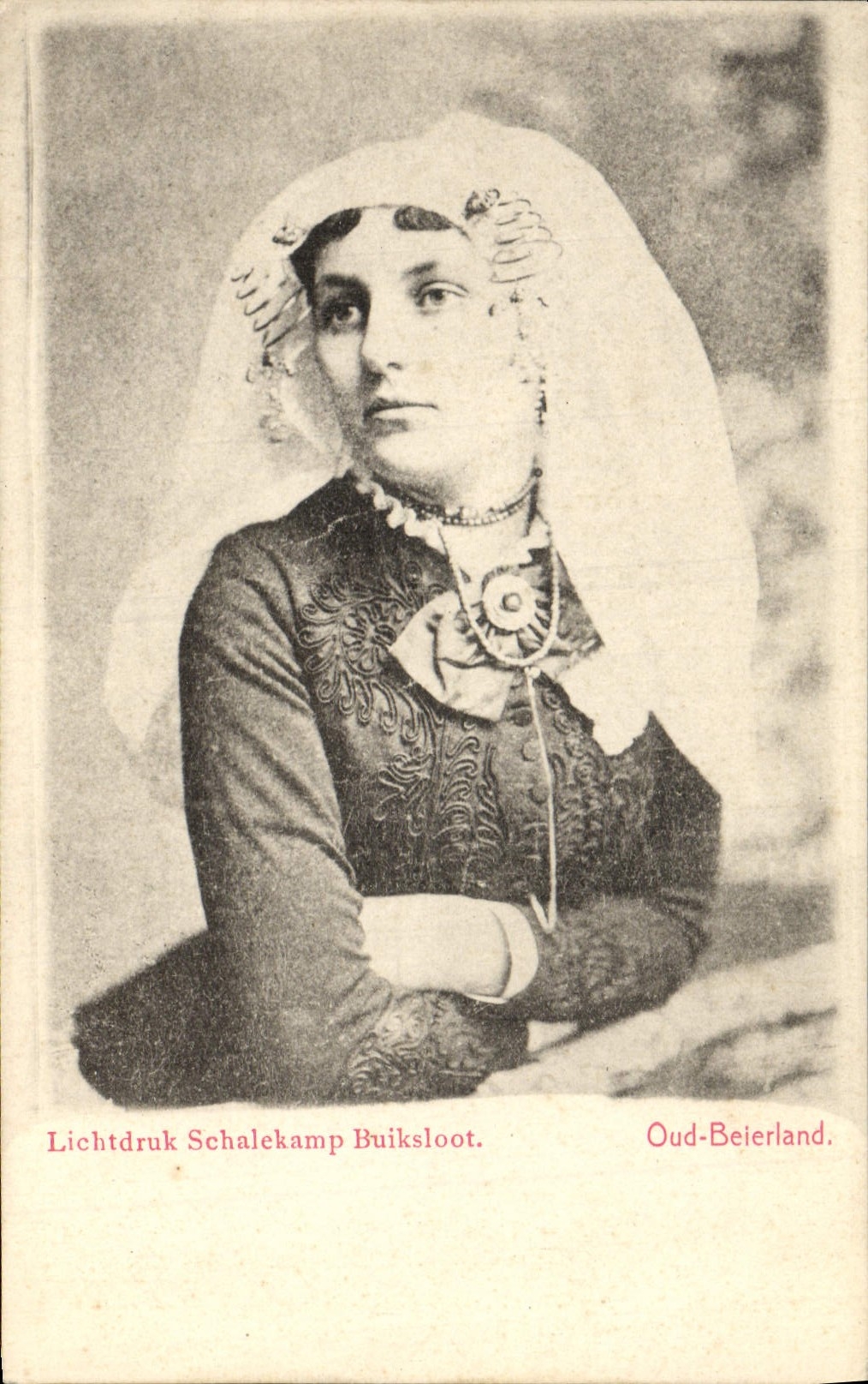 VINTAGE POSTCARD Oud Beierland Lichtdruk Schalekamp Buiksloot Folklore Caps