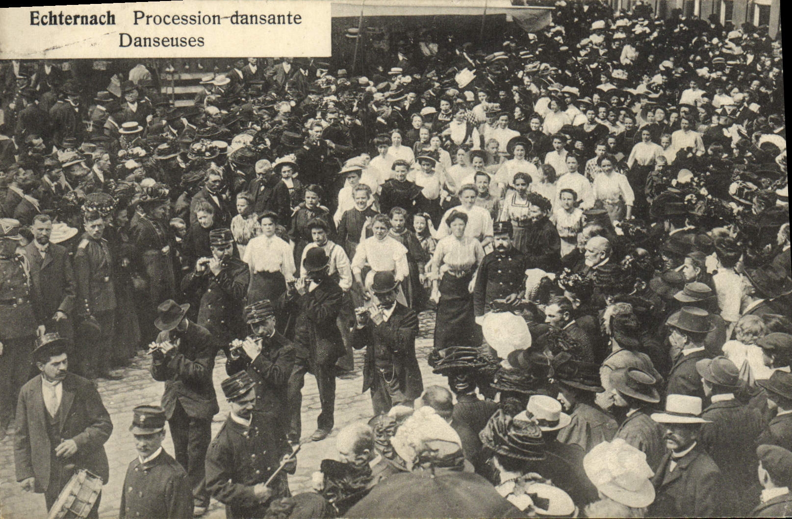 VINTAGE POSTCARD Echternach Dancing Procession Dancers Folklore