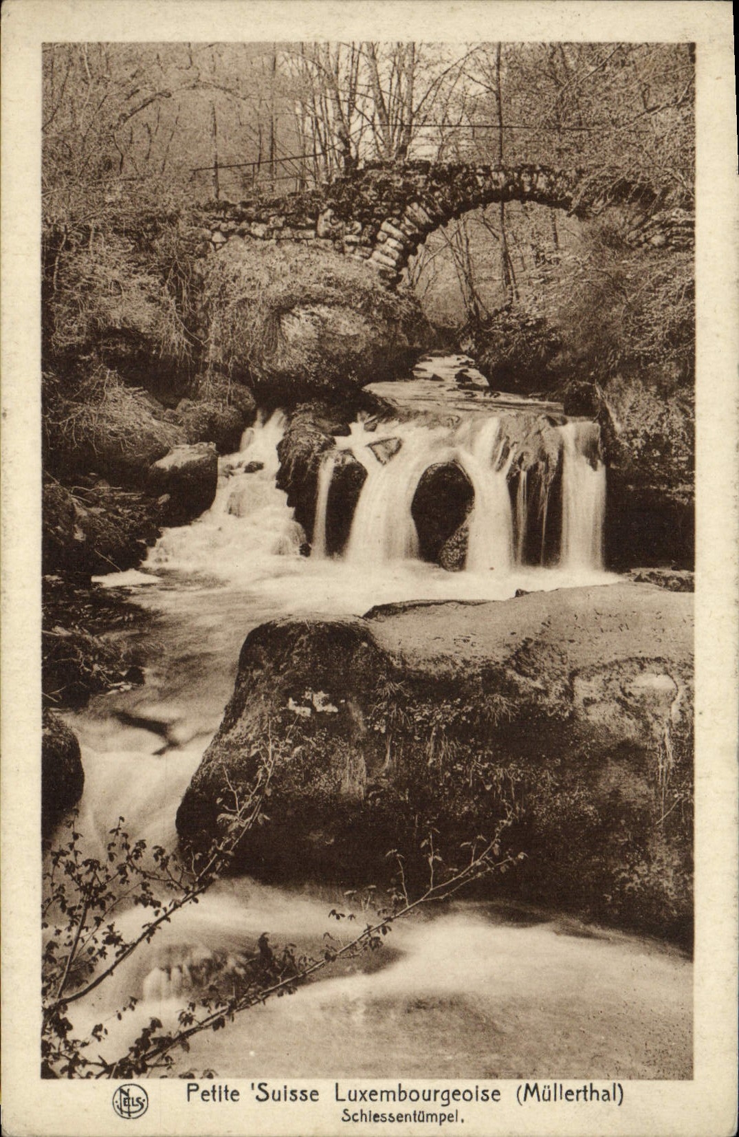 VINTAGE POSTCARD Small Luxembourg Switzerland Schlessentumpel