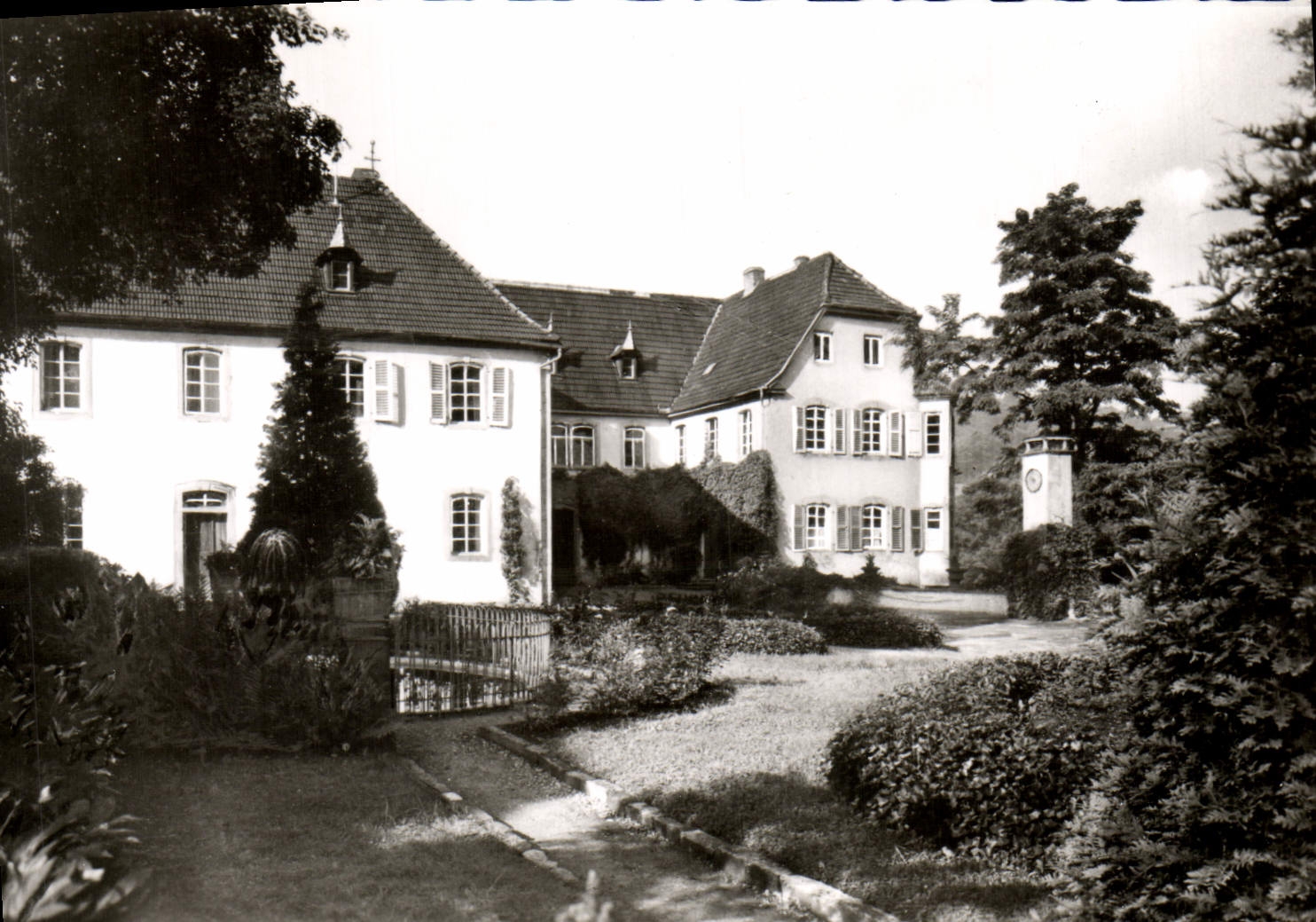 VINTAGE POSTCARD Gastehaus Schloss Hachhausen has Neckar uber Mosbach Baden