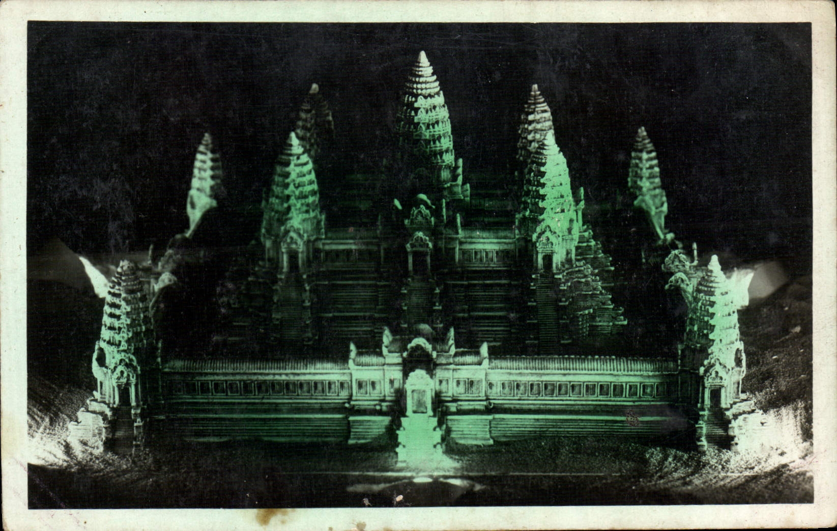 VINTAGE POSTCARD Paris 1931 Indo China Angkor Vat
