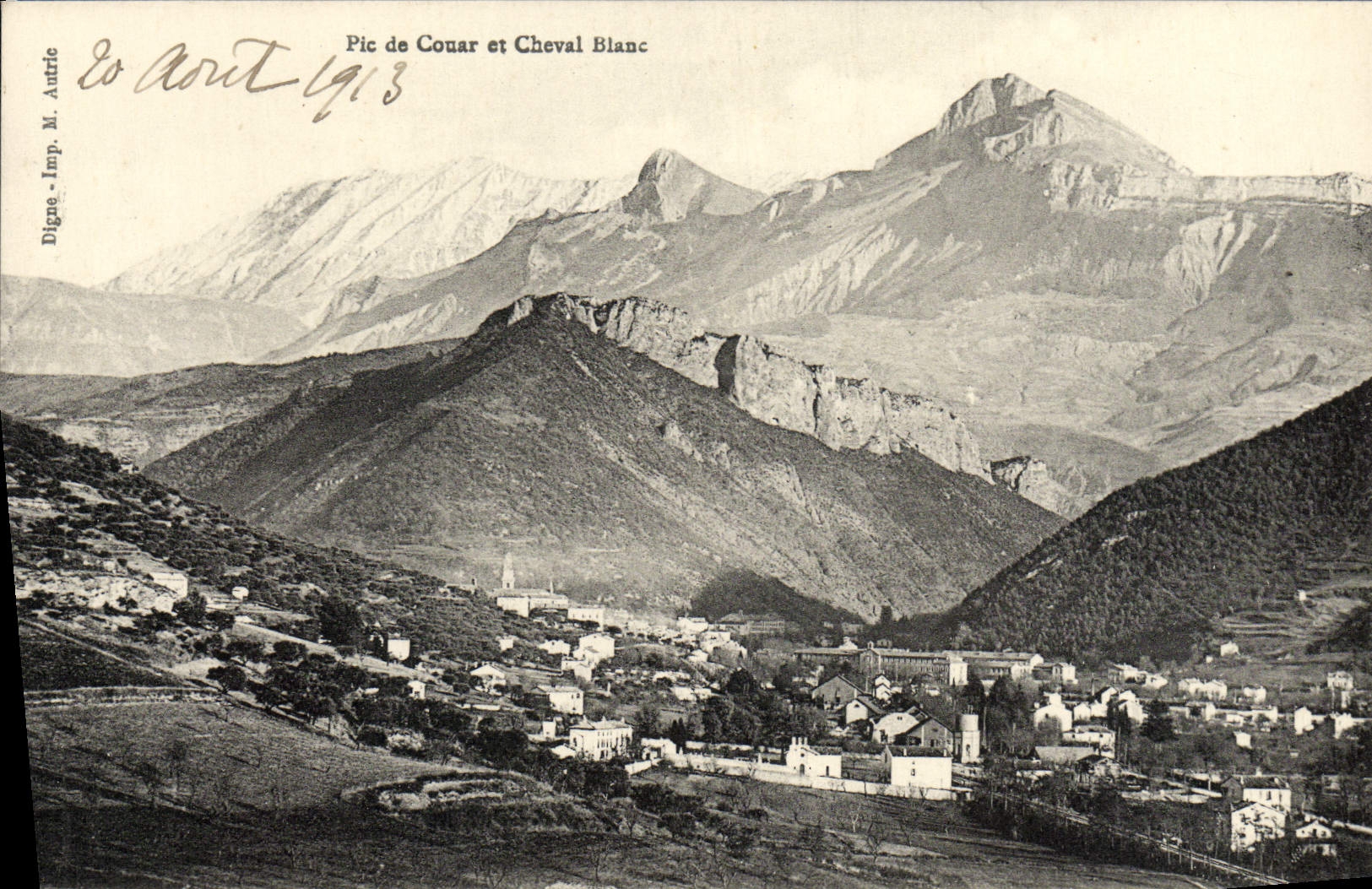 VINTAGE POSTCARD Peak of Couar and white horse
