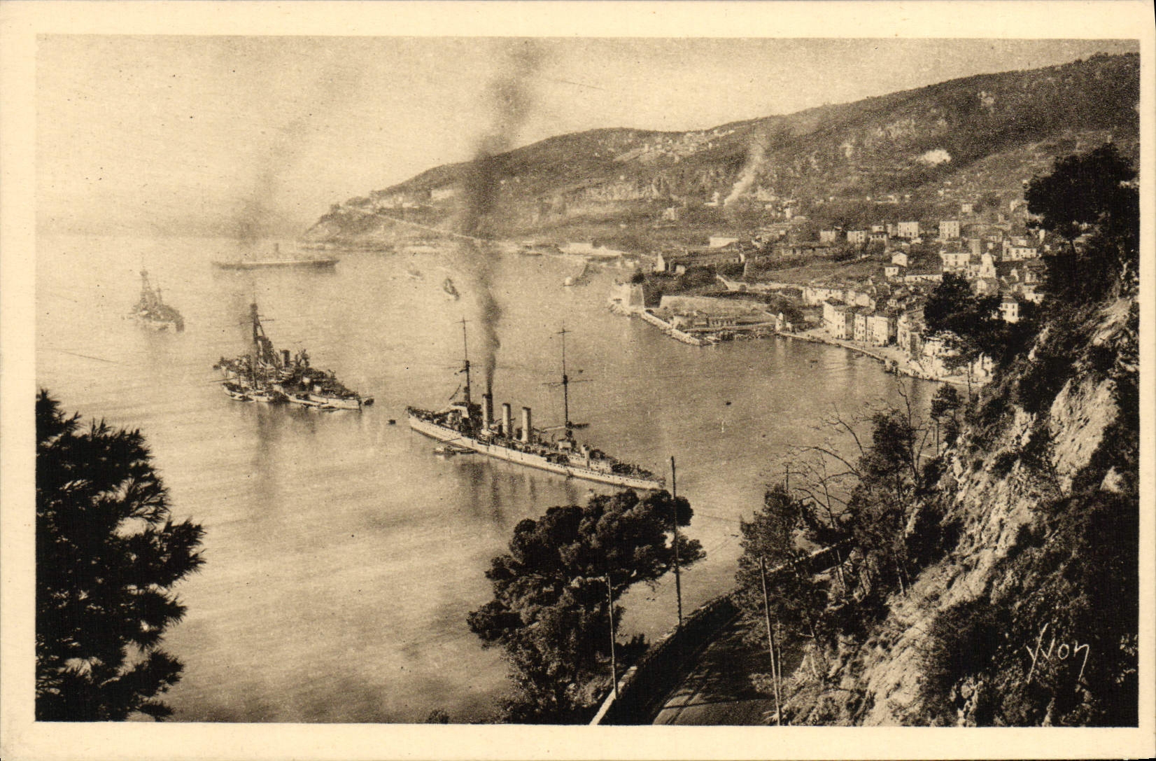 CPA Villefranche La Rade Bateaux