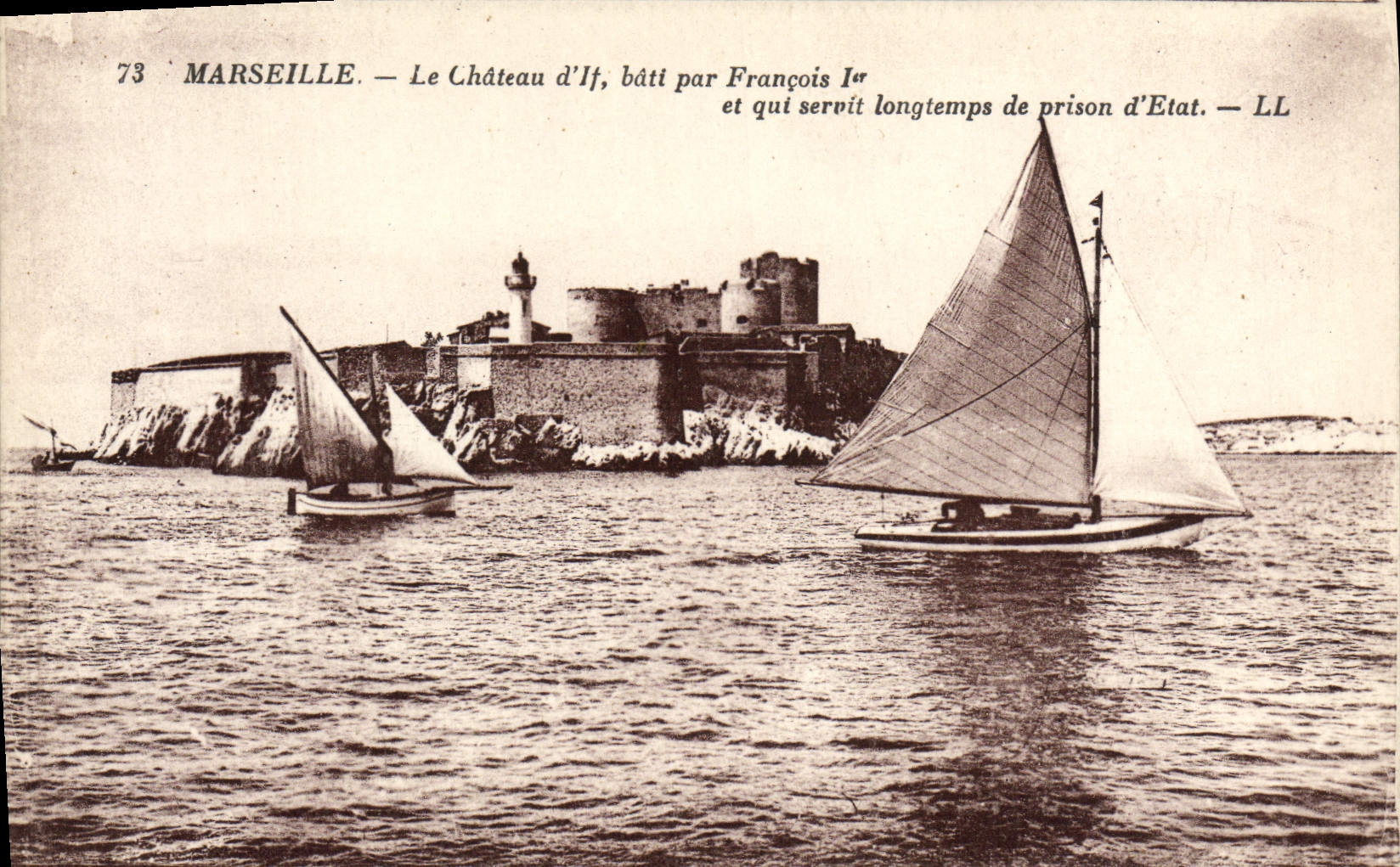 CPA Marseille Le Chateau d'If Bateaux