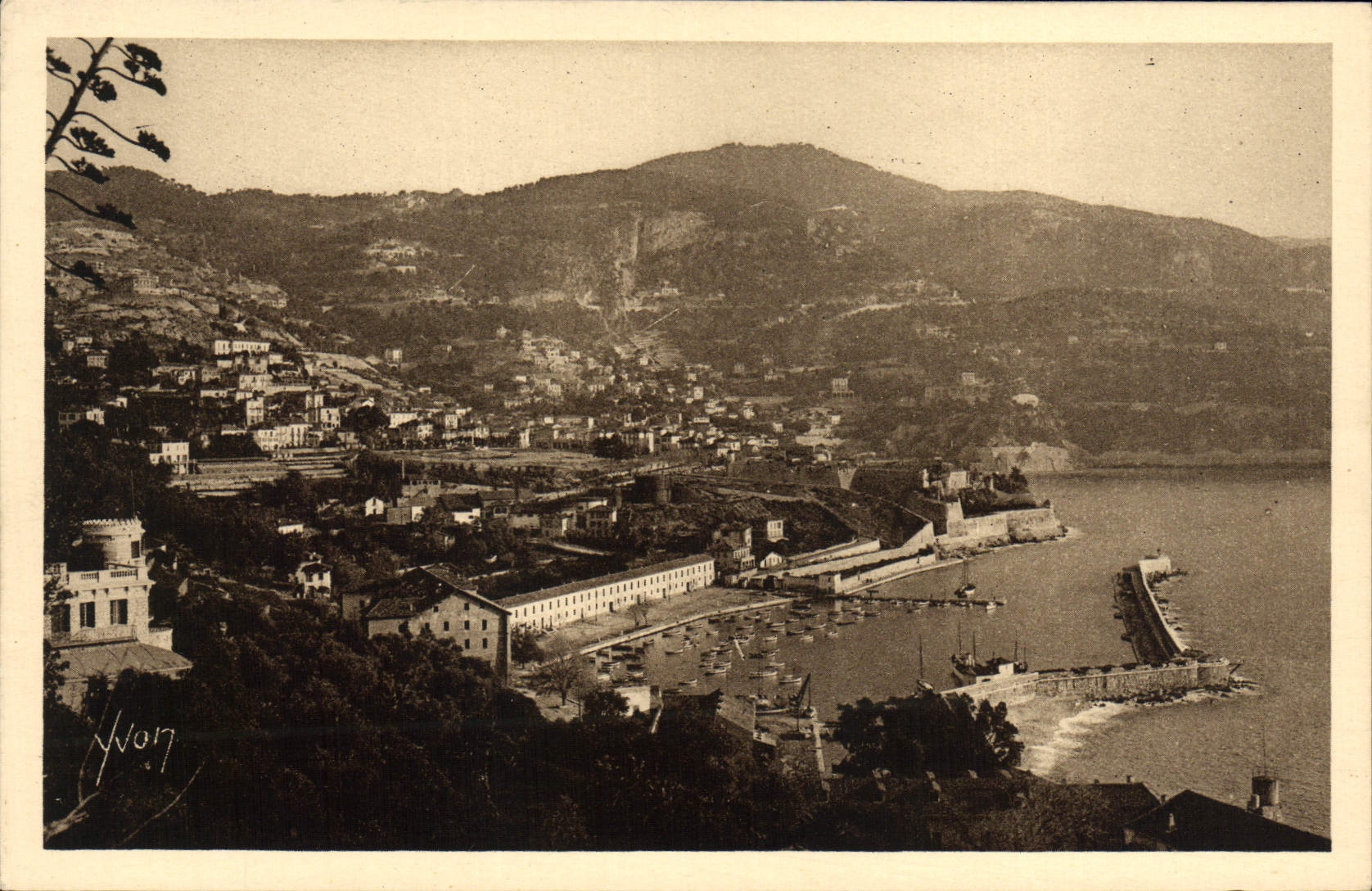 CPA Villefranche Vue generale