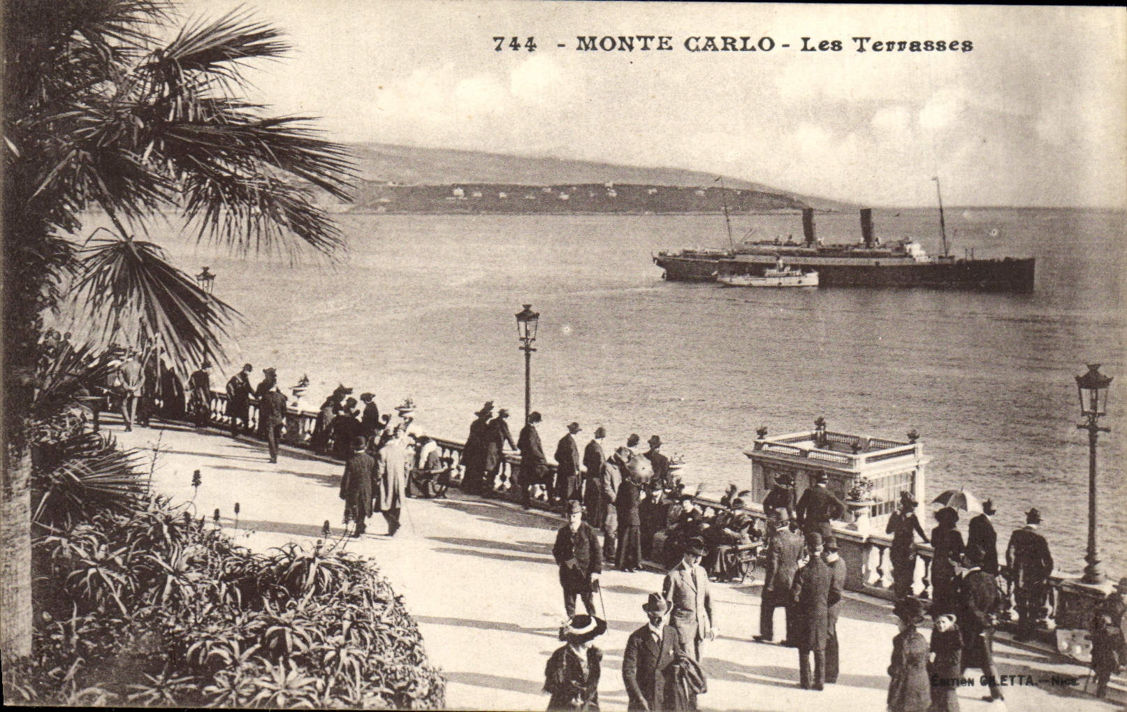 VINTAGE POSTCARD Monte Carlo the Terraces Boat