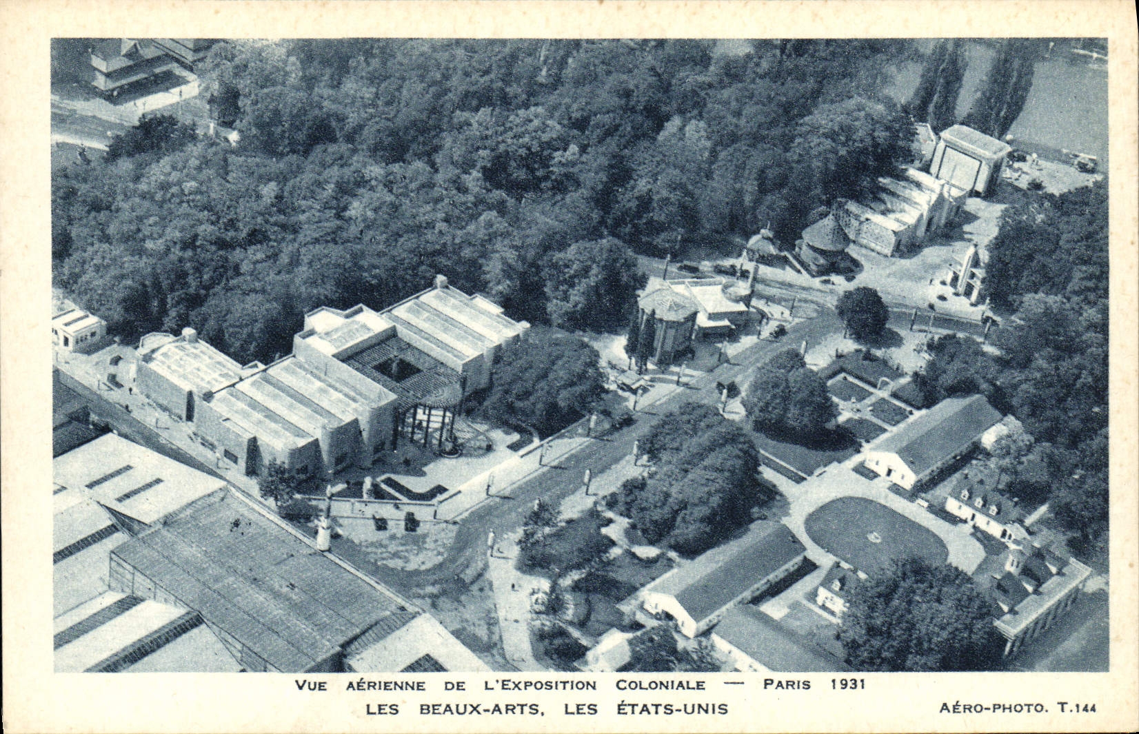 VINTAGE POSTCARD Fair Colonial International Of Paris 1931 air Sight Beautiful arts the United States