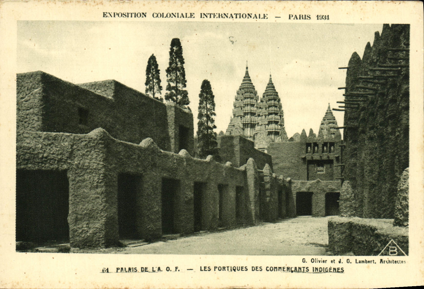 CPA Exposition Coloniale Internationale De Paris 1931 Palais de l'AOF Les portiques des commercants indigenes
