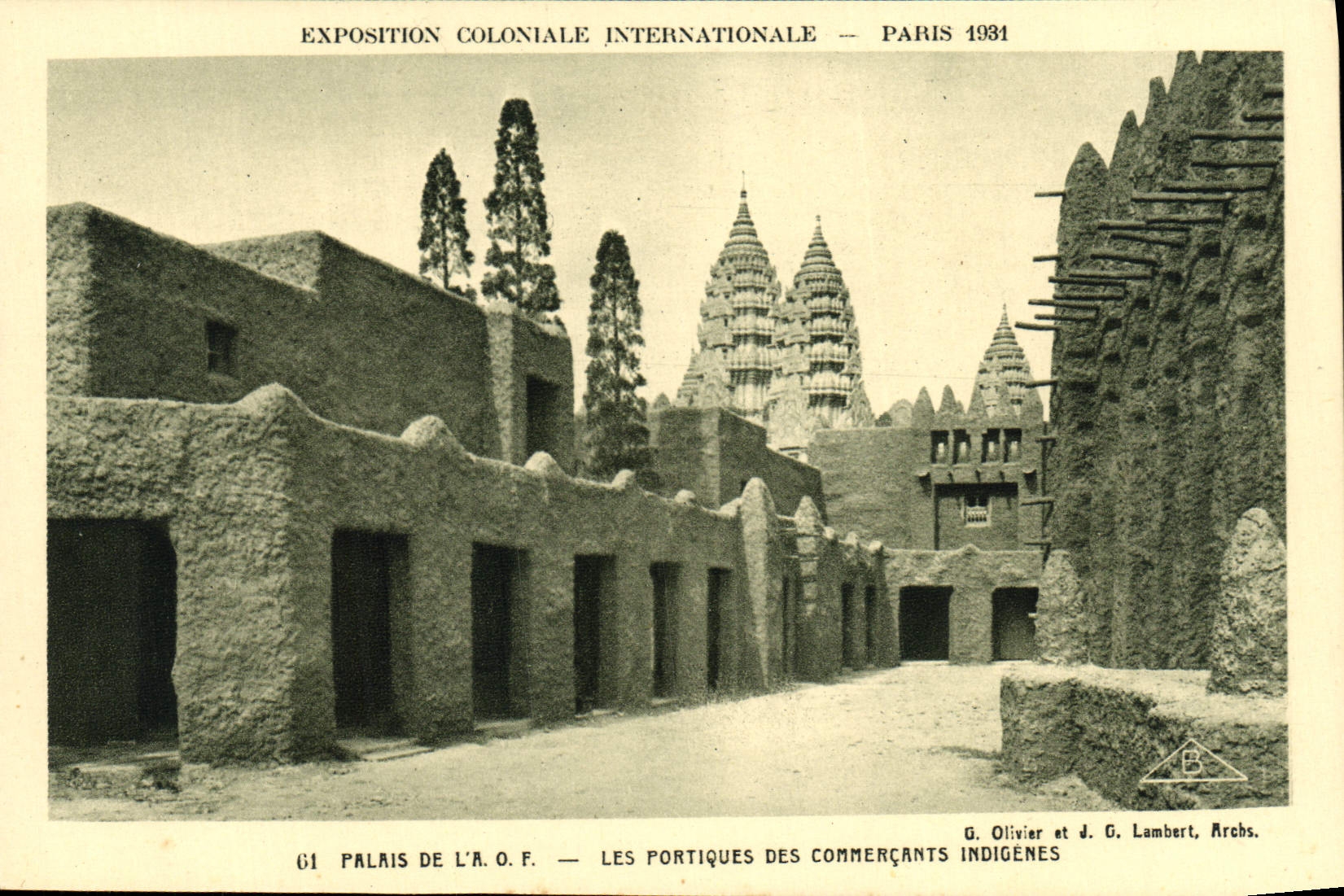 CPA Exposition Coloniale Internationale De Paris 1931 Palais de l'AOF Les portiques des commercants indigenes