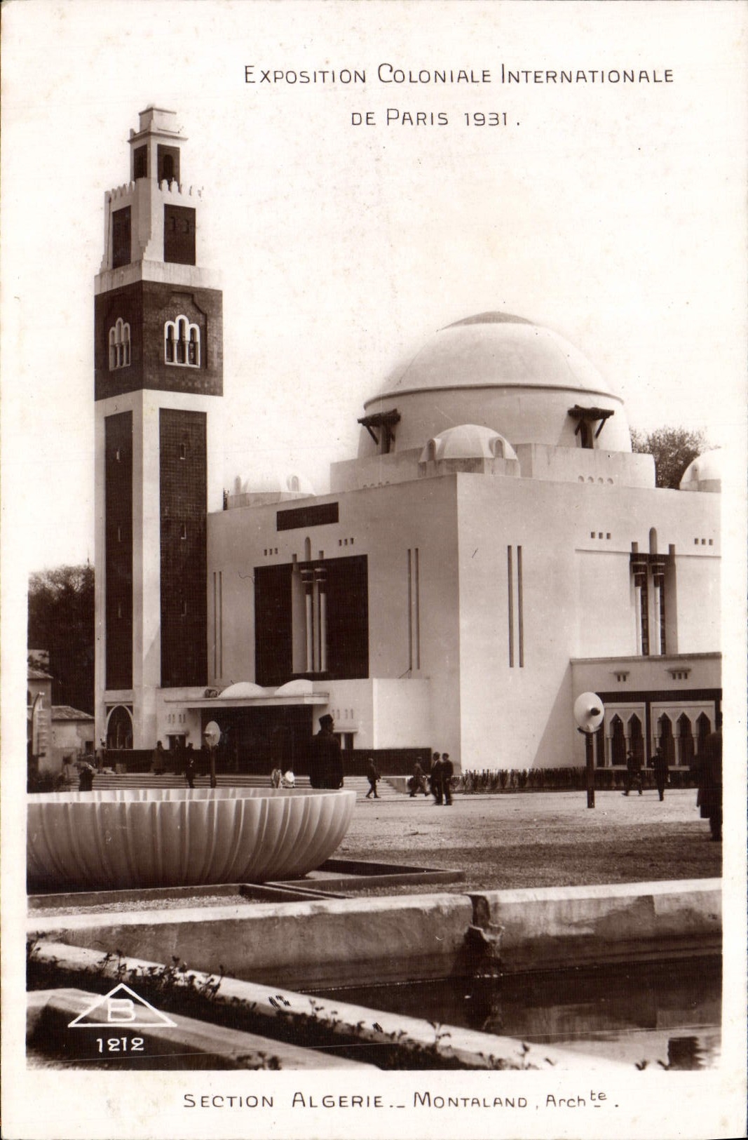 VINTAGE POSTCARD Fair Colonial International Paris 1931 Section Algeria