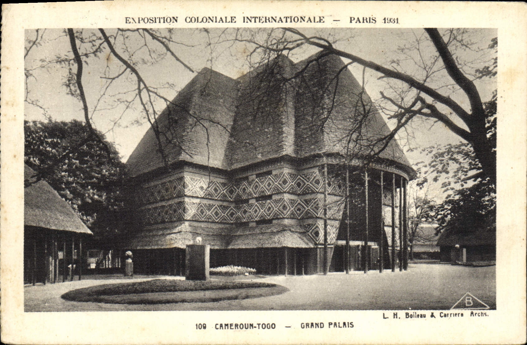 CPA Exposition Coloniale Internationale Paris 1931 Cameroun Togo Grand palais