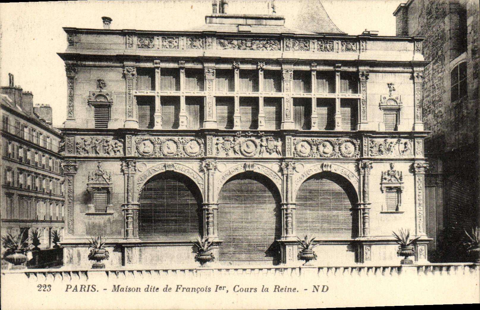 CPA Paris Maison Dite De Francois 1er Cours La Reine