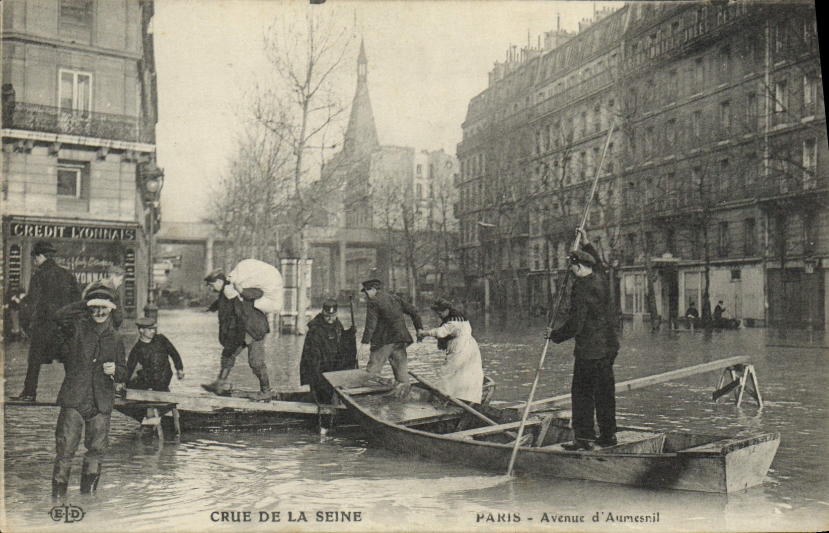 CPA Crue De La Seine Paris Avenue d'Aumesnil Daumesnil