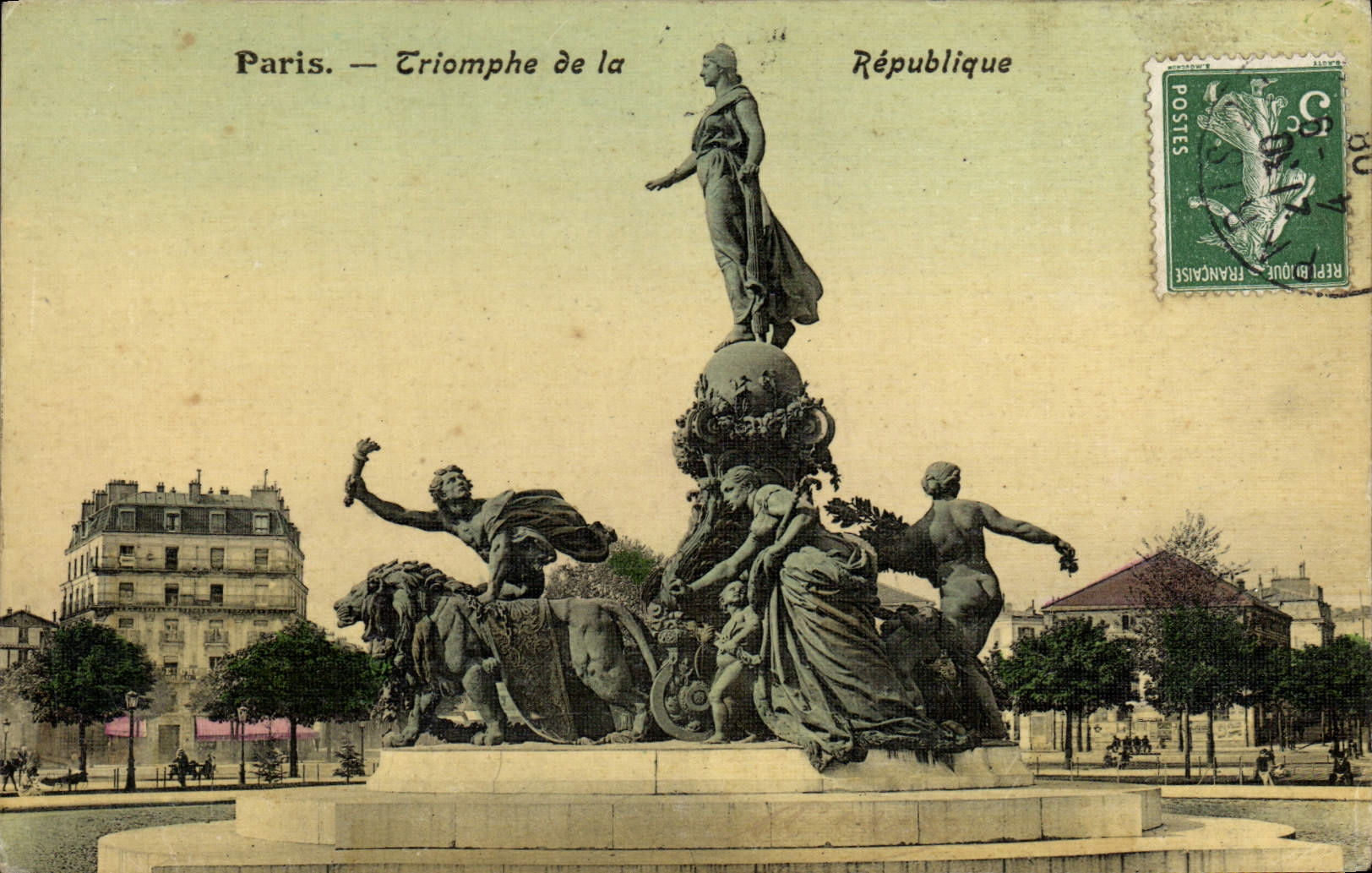 VINTAGE POSTCARD Paris Triumphs Of the Republic (chart toilee)