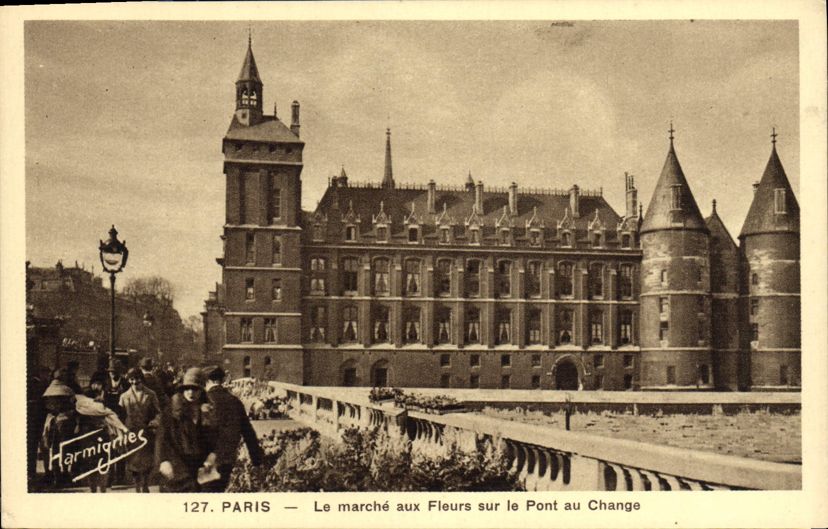 CPA Paris Le Marche Aux Fleurs Sur Le Pont Au Change