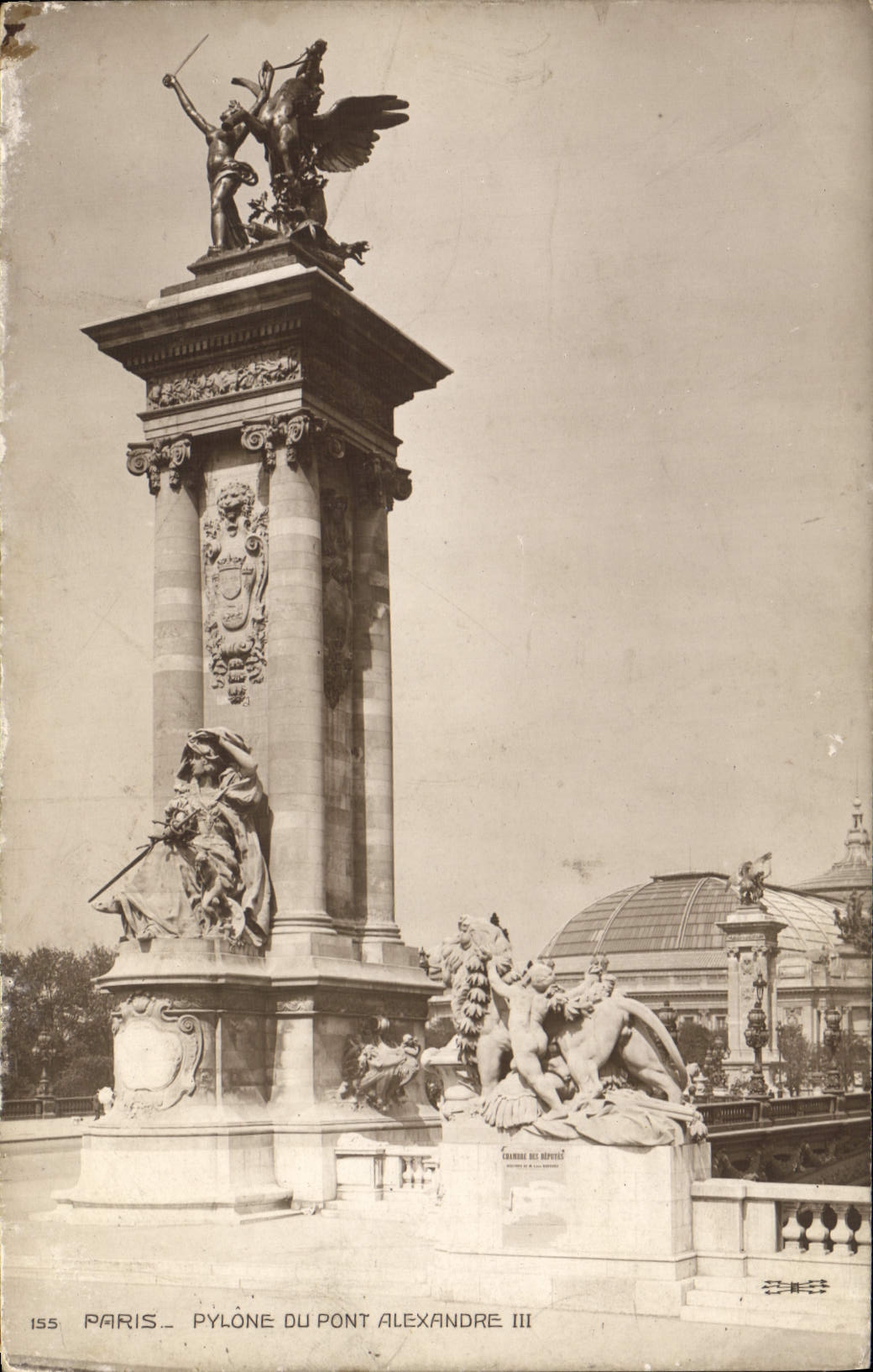 CPA Paris Pylone Du Pont Alexandre III