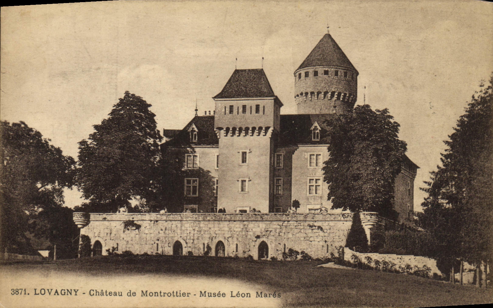 VINTAGE POSTCARD Lovagny Castle De Montrottier Museum Leon Ponds