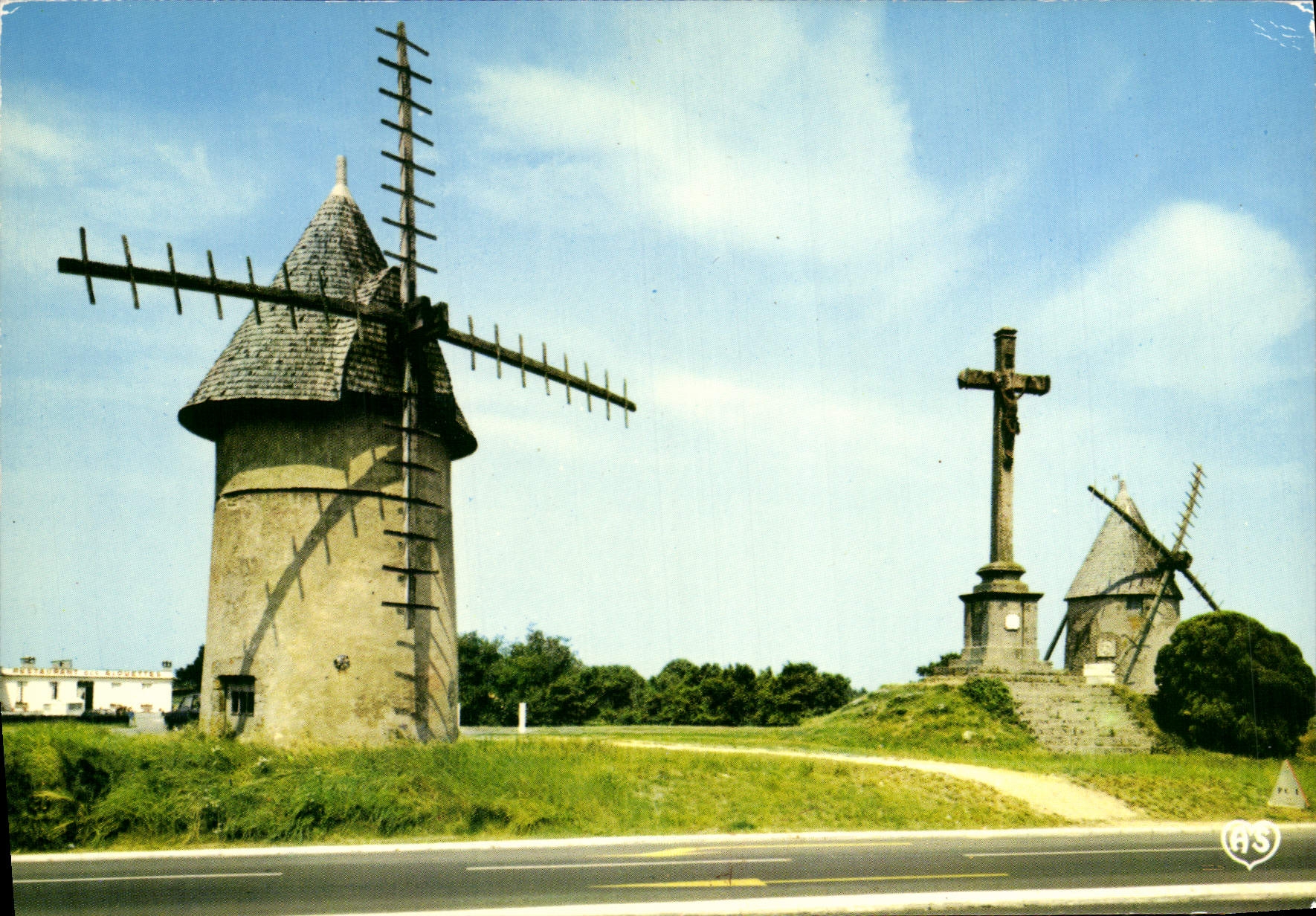 MODERN CARD the Mount Of the Larks Close the Herbaria