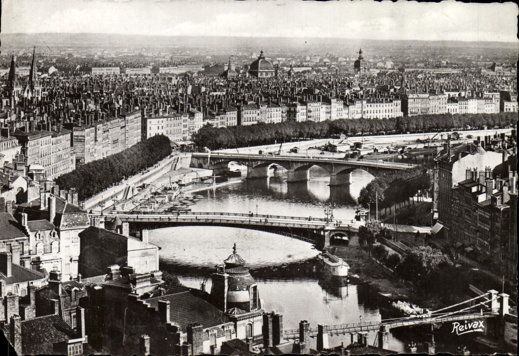 CPM Lyon Perspective Des Ponts Sur La