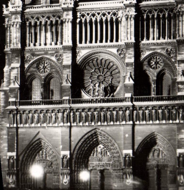 MODERN CARD Paris While Strolling Notre Dame Illuminee