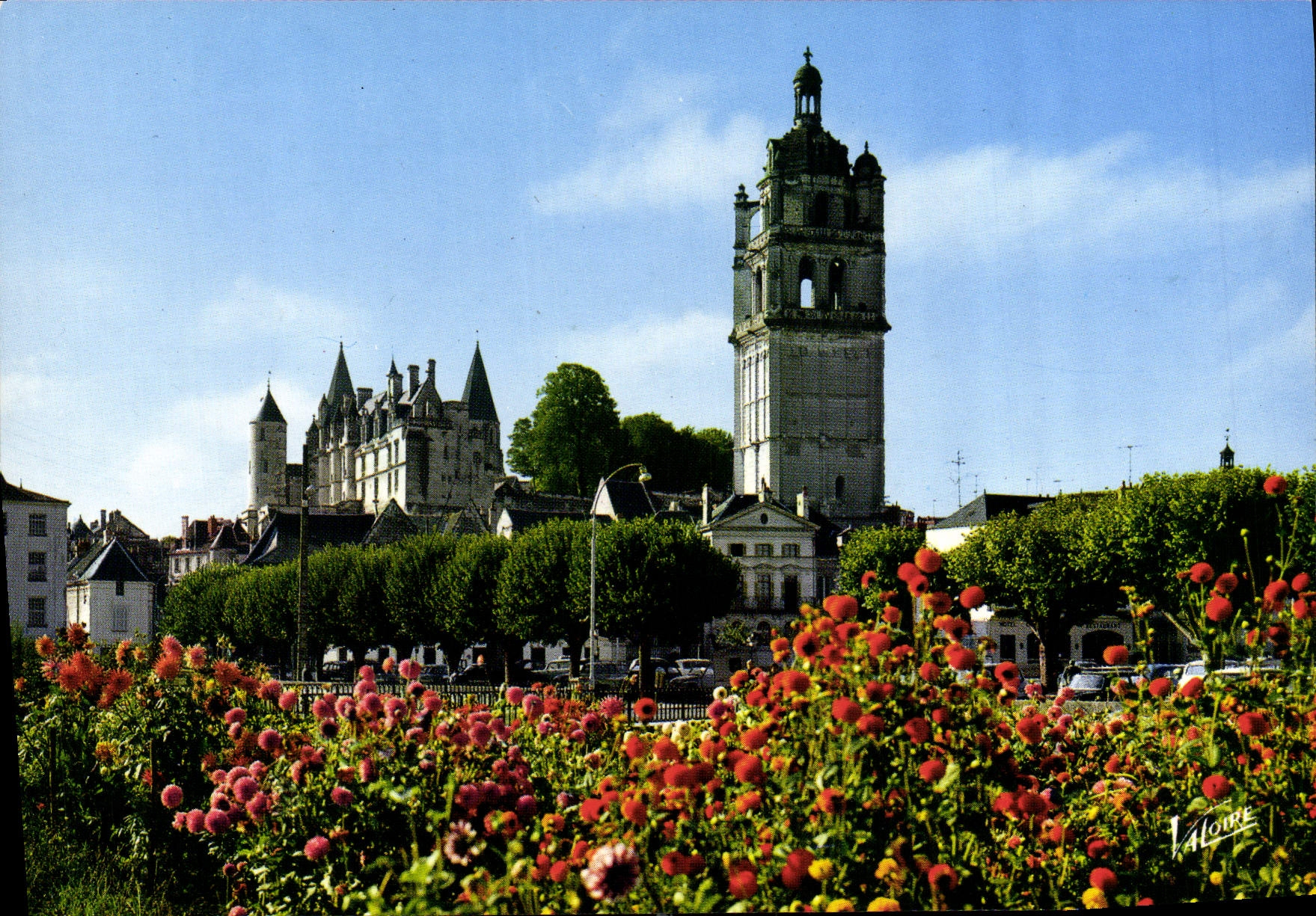MODERN CARD Wonders Of the Loire Valley Loaches View Of the Tower Saint Antoine