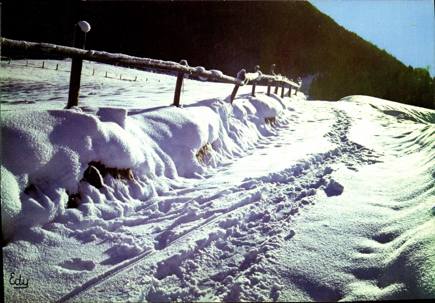 CPM Images De Chez Nous En Hiver Effet De Contre Jour Sur La Neige