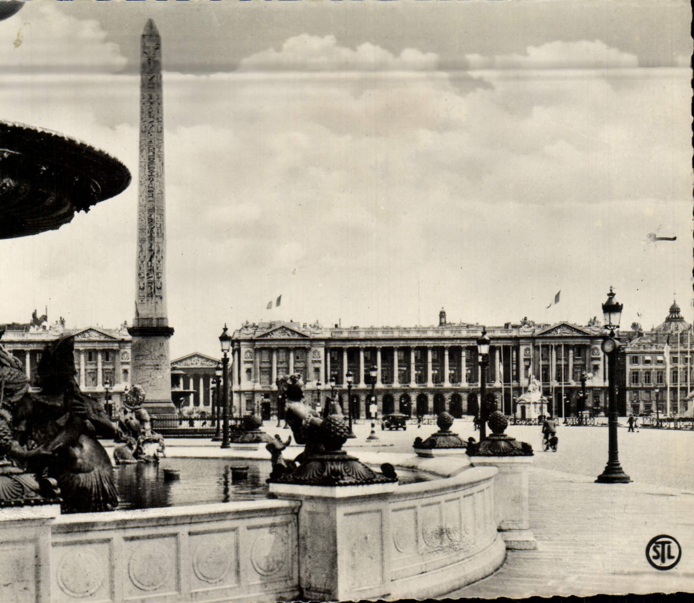CPM Paris Place De La Concorde Place De La Concorde