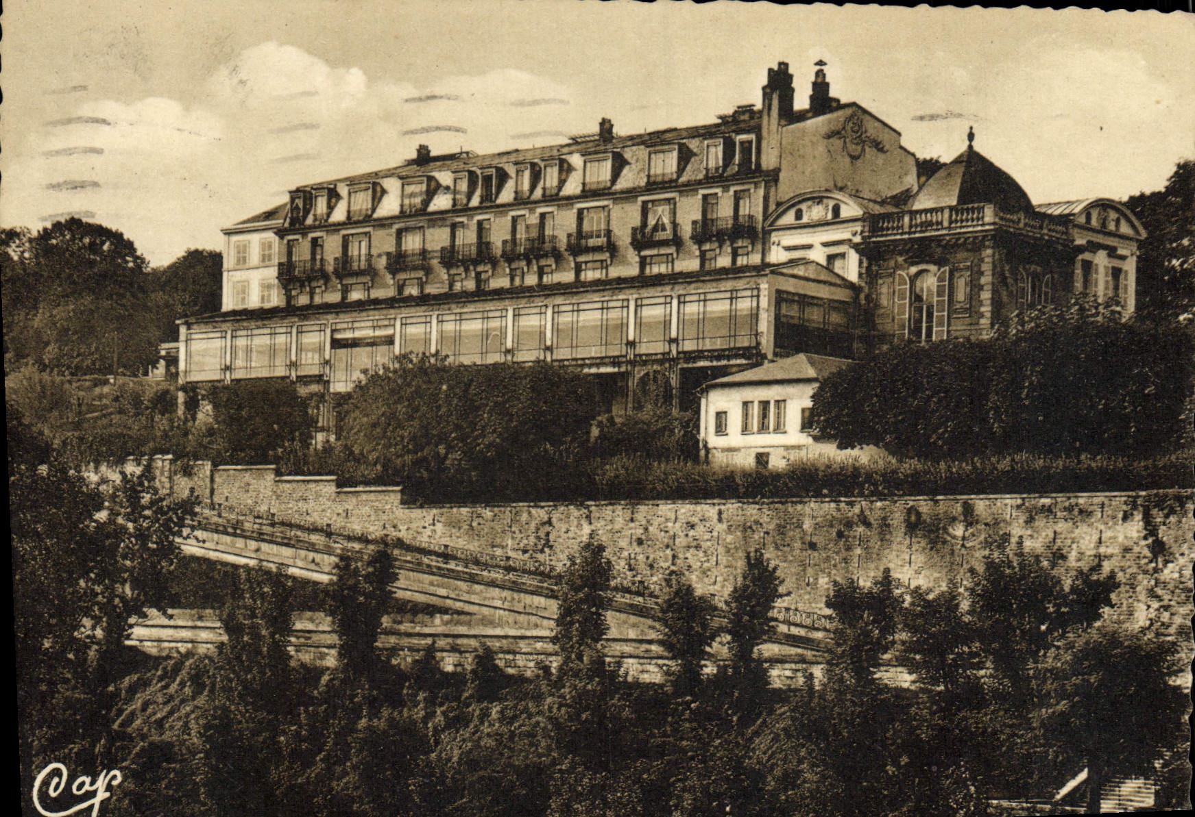 CPM St German en Laye Le Chateau Pavillon Henri IV