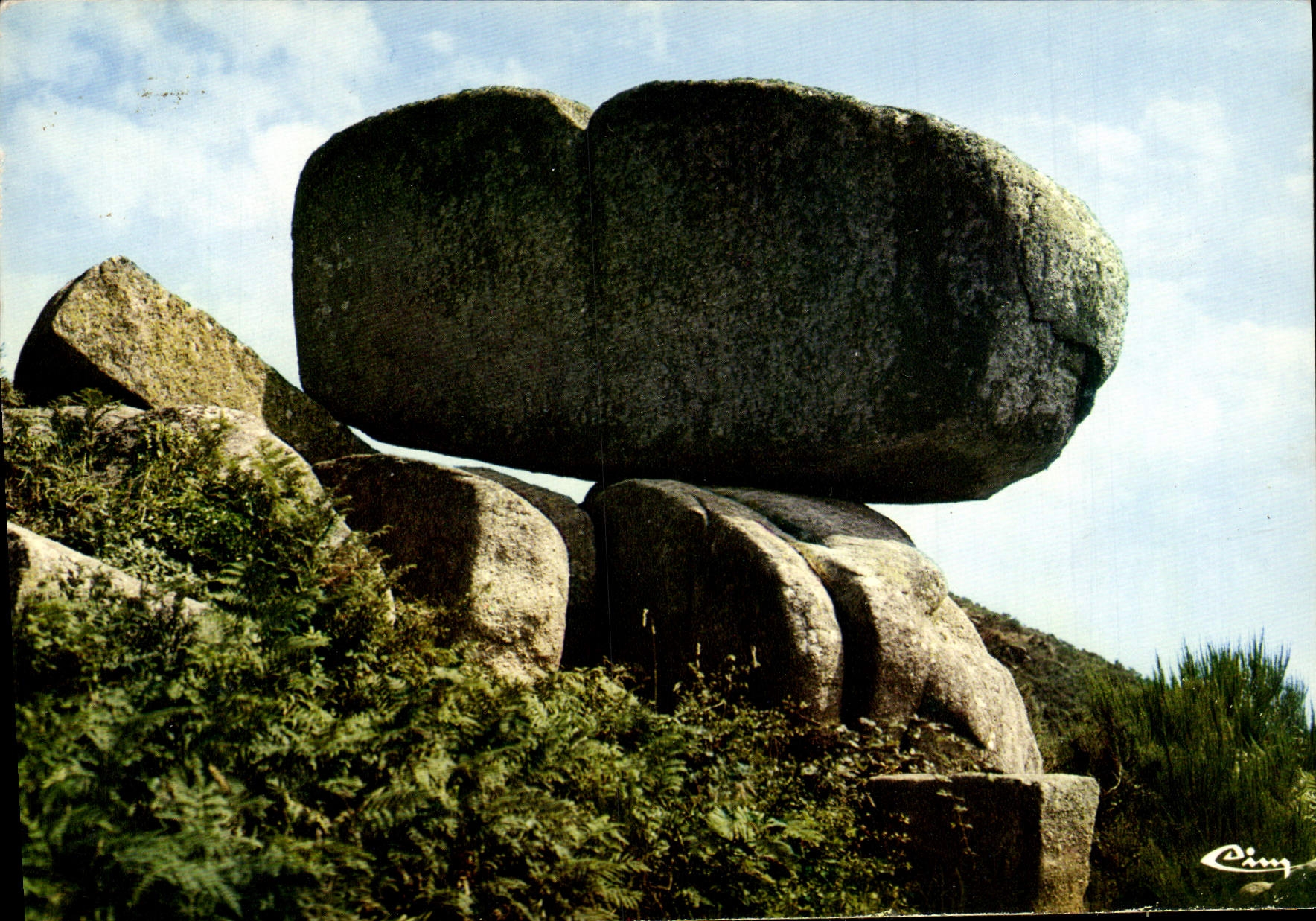 MODERN CARD Dimension of the Heathers Yaudet the shaking Rock