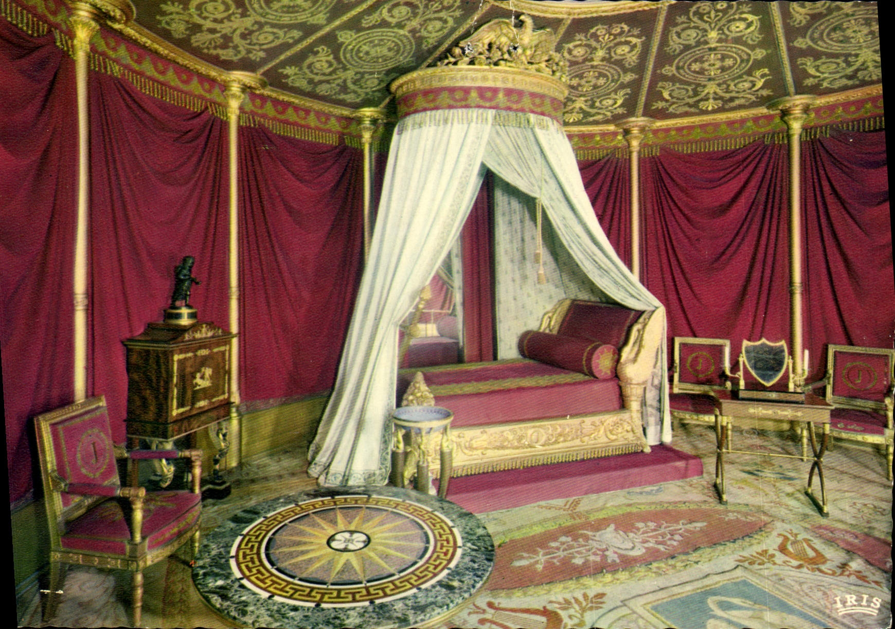 CPM Chateau de I'Imperatrice Chambre de l'imperatrice