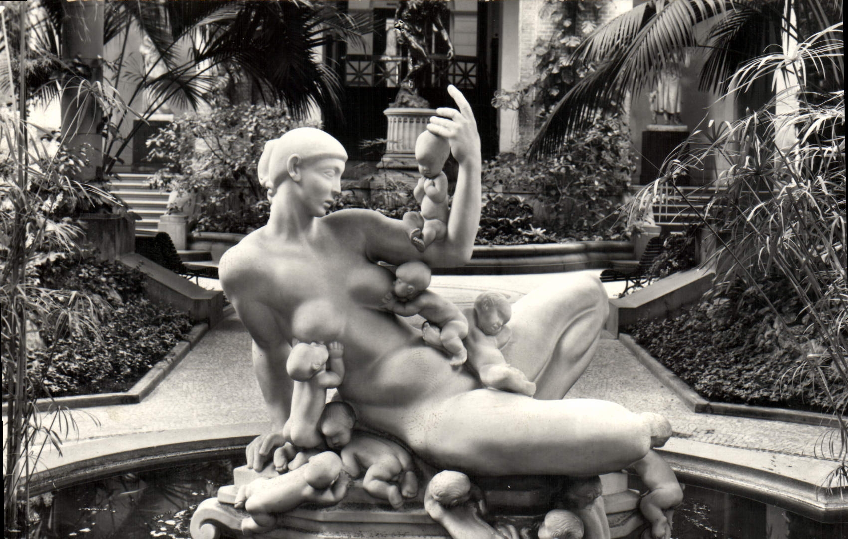 MODERN CARD Ny Carlsberg Glyptotek Kobenhavn Vandmoderen