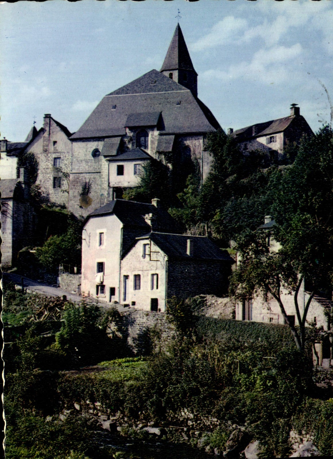 MODERN CARD Valley of Vezere Treignac Tourist resort