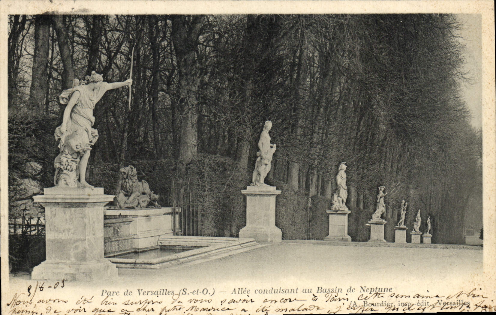 VINTAGE POSTCARD Park of Versailles Gone leading to the Basin of Neptune