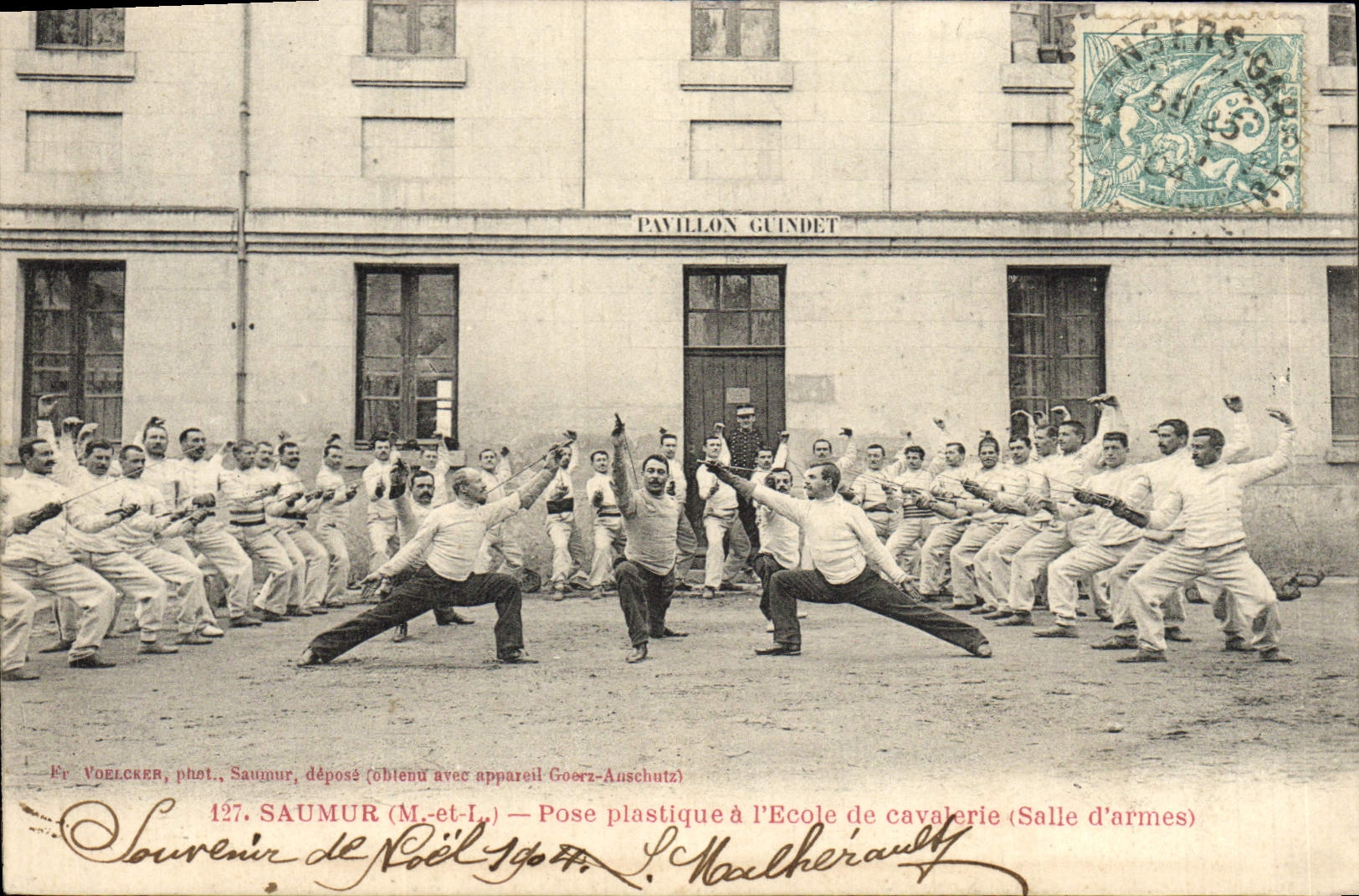 CPA Saumur Pose Plastique a l'Ecole de cavalerie Escrime 