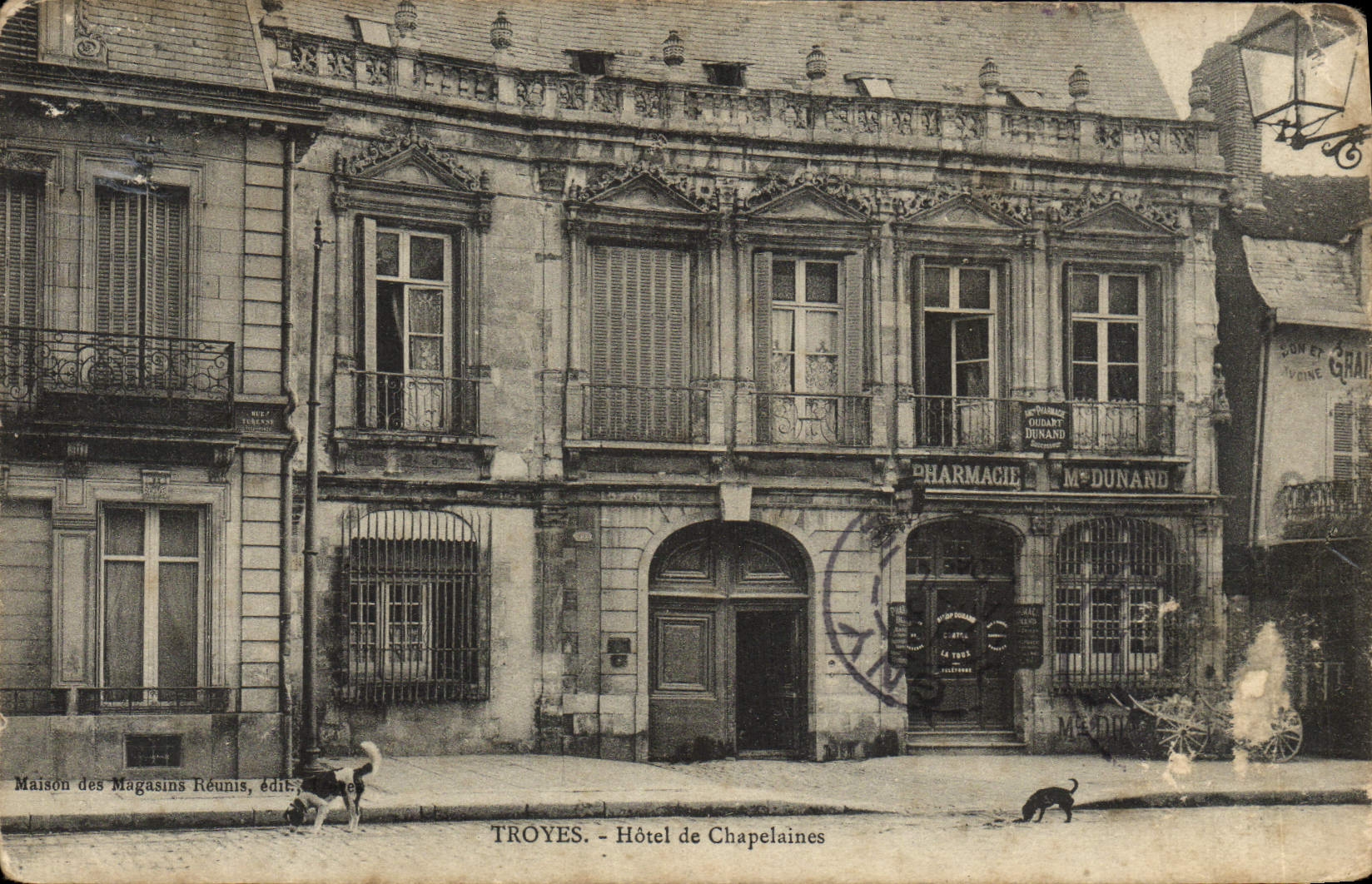 VINTAGE POSTCARD Troyes Hotel of Chapelaines