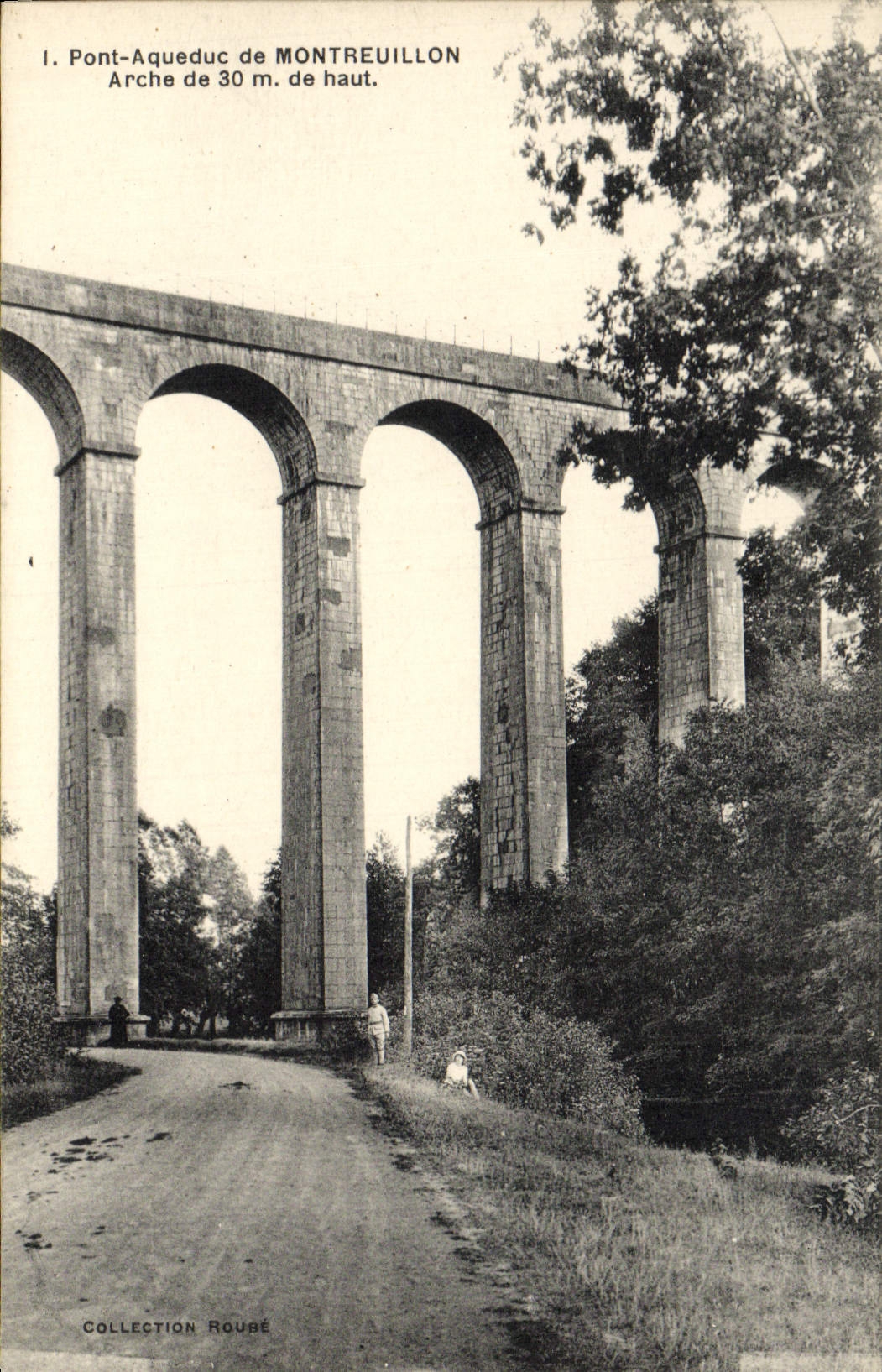 VINTAGE POSTCARD Bridge Aqueduct De Montreuillon