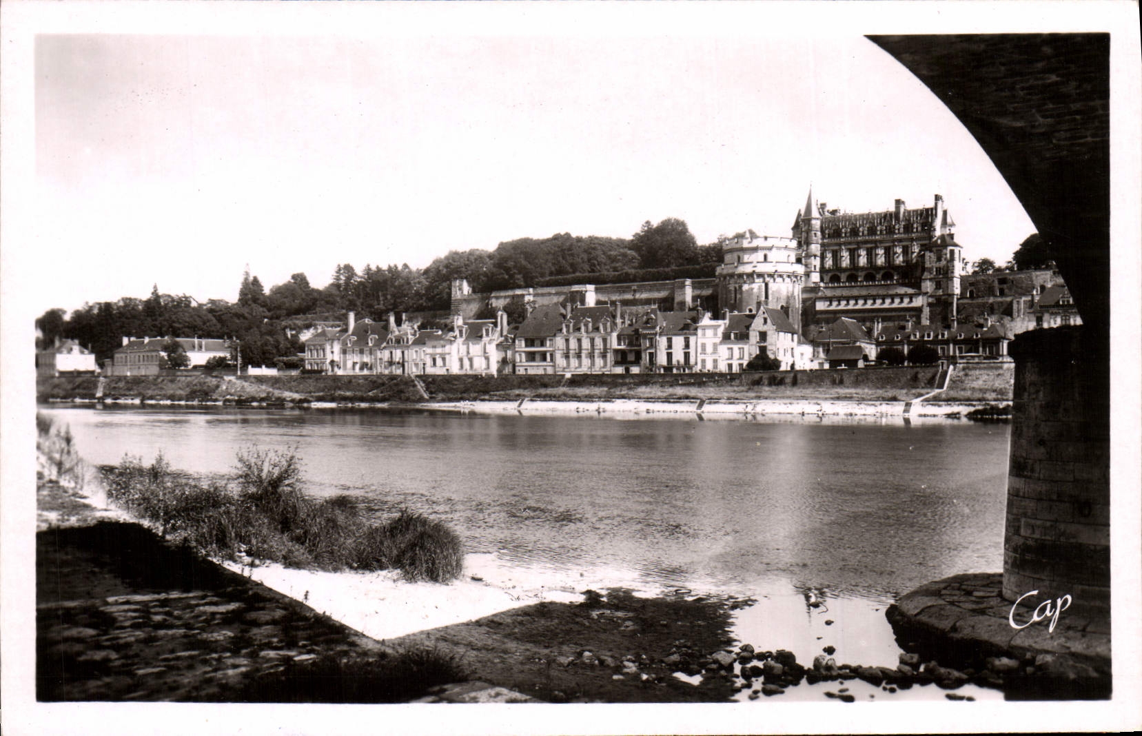 CPA Amboise la Loire et le Chateau