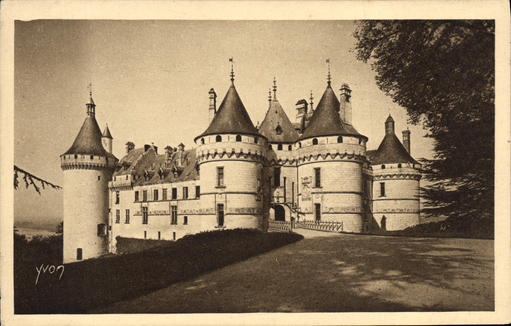 CPA Chateau de Chaumont sur Loire