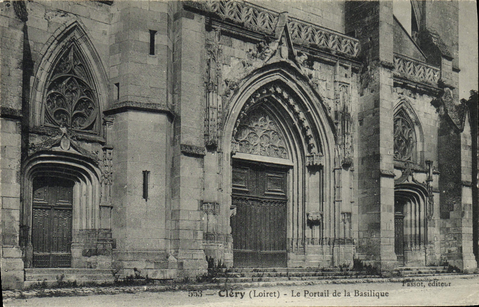 VINTAGE POSTCARD Clery the Gate of the Basilica